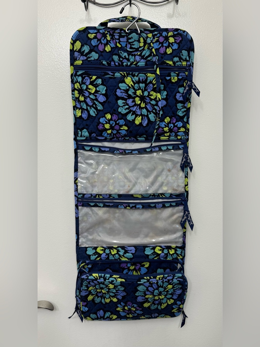 Vera Bradley Hanging Organizer | Travel Toiletry Storage Bag